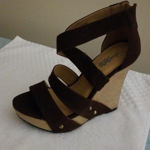 Charlotte Russe Brown Wedge